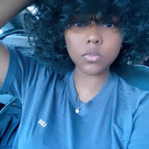 Meet your Posher, Annette